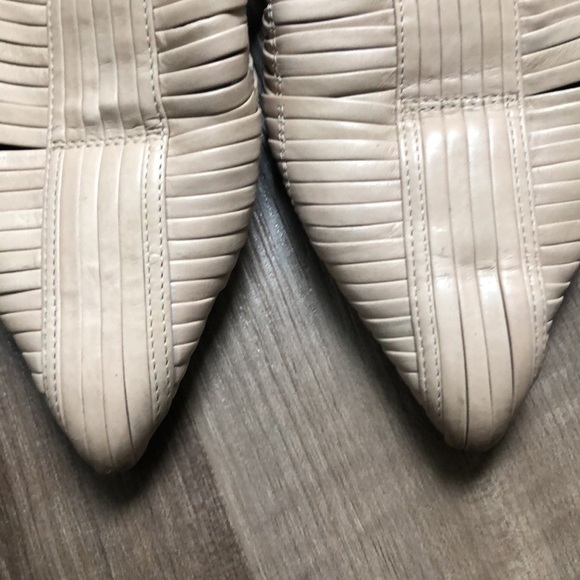 Via Spiga leather pointy toe mules - Picture 3 of 9